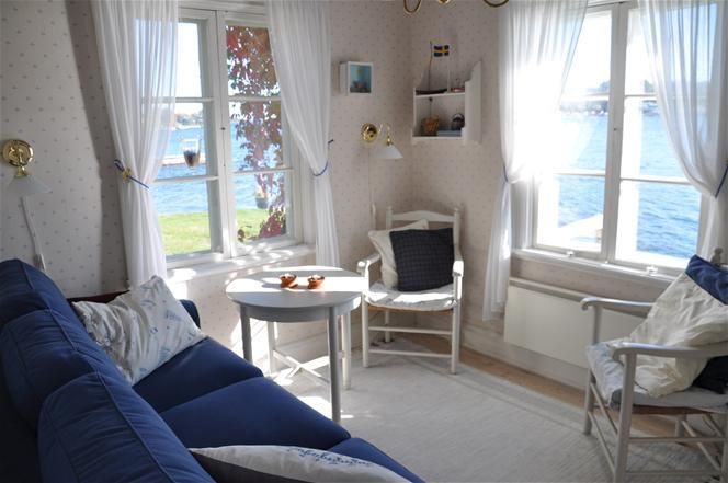 Charmig Sjöstuga på Dalarö, vid havet, egen strand – bild 9 av 18