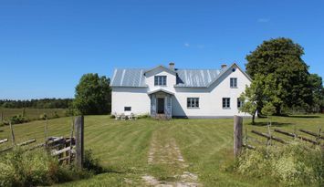 Kalkstenshus i Bunge