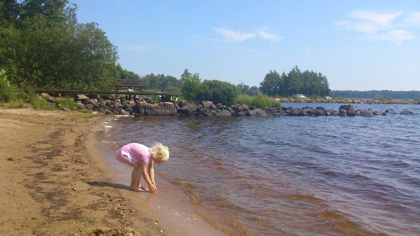 Naturnära semesterhus i Småland vid sjön Möckeln – bild 16 av 18