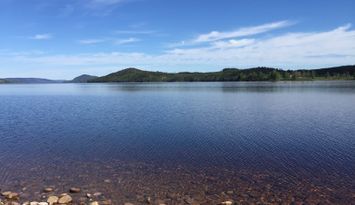 Underbart hus med egen sandstrand (ca 14 pers)