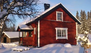 Skidpister, tur-längdspår. Fjällvandring. Bastu!