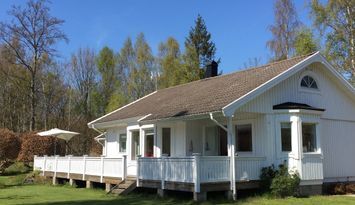 Havsnära modernt Fritidshus