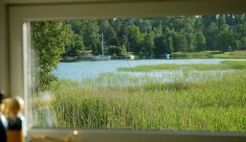 25 meter till havet. Diskmaskin. Roddbåt + kanot.