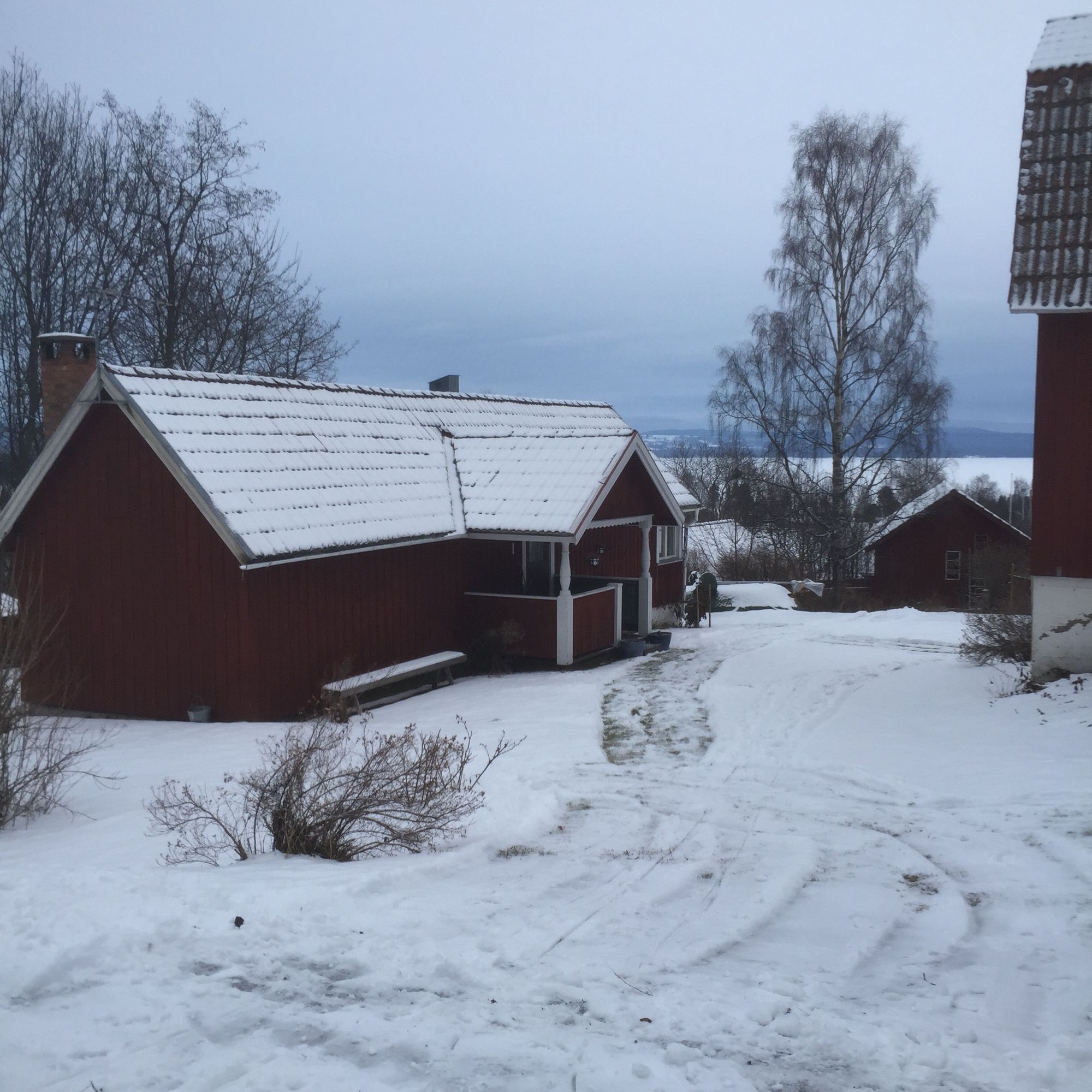 Stuga i Vikarbyn med utsikt över Siljan – bild 10 av 10