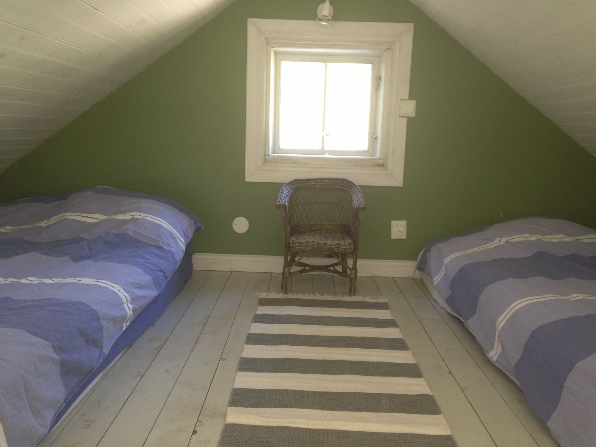 Stuga i vacker skärgårdsmiljö vaxholm – bild 3 av 24