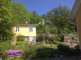 Entzückendes Gartenhaus mit Aussicht über das Meer