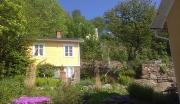 Charmig Lillstuga med havsutsikt!