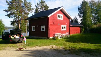 Gemütliches Ferienhaus mit eigenem Badeplatz