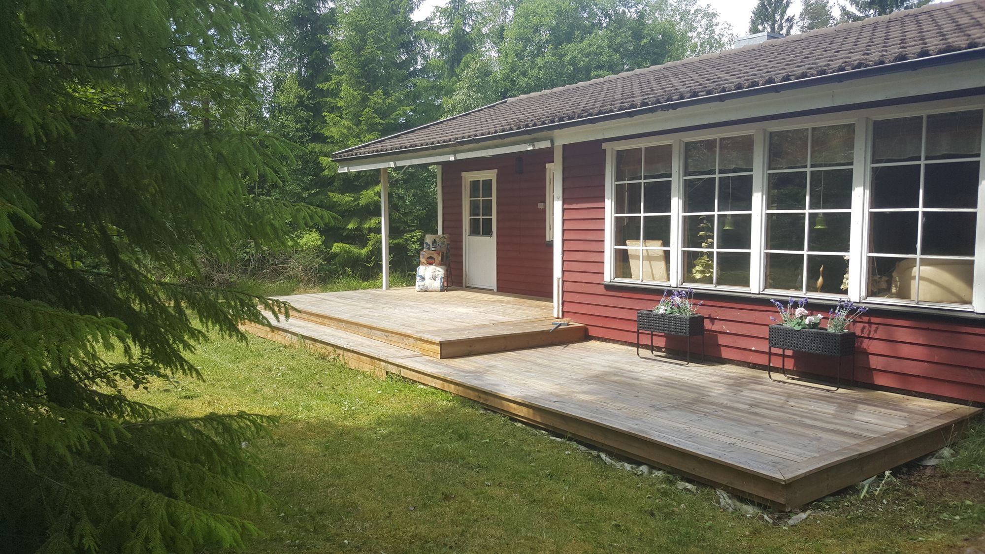 Stuga vid populära långsand