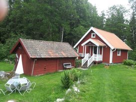 Fin stuga med modern standard Gäddeholm