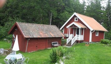 Fin stuga med modern standard Gäddeholm