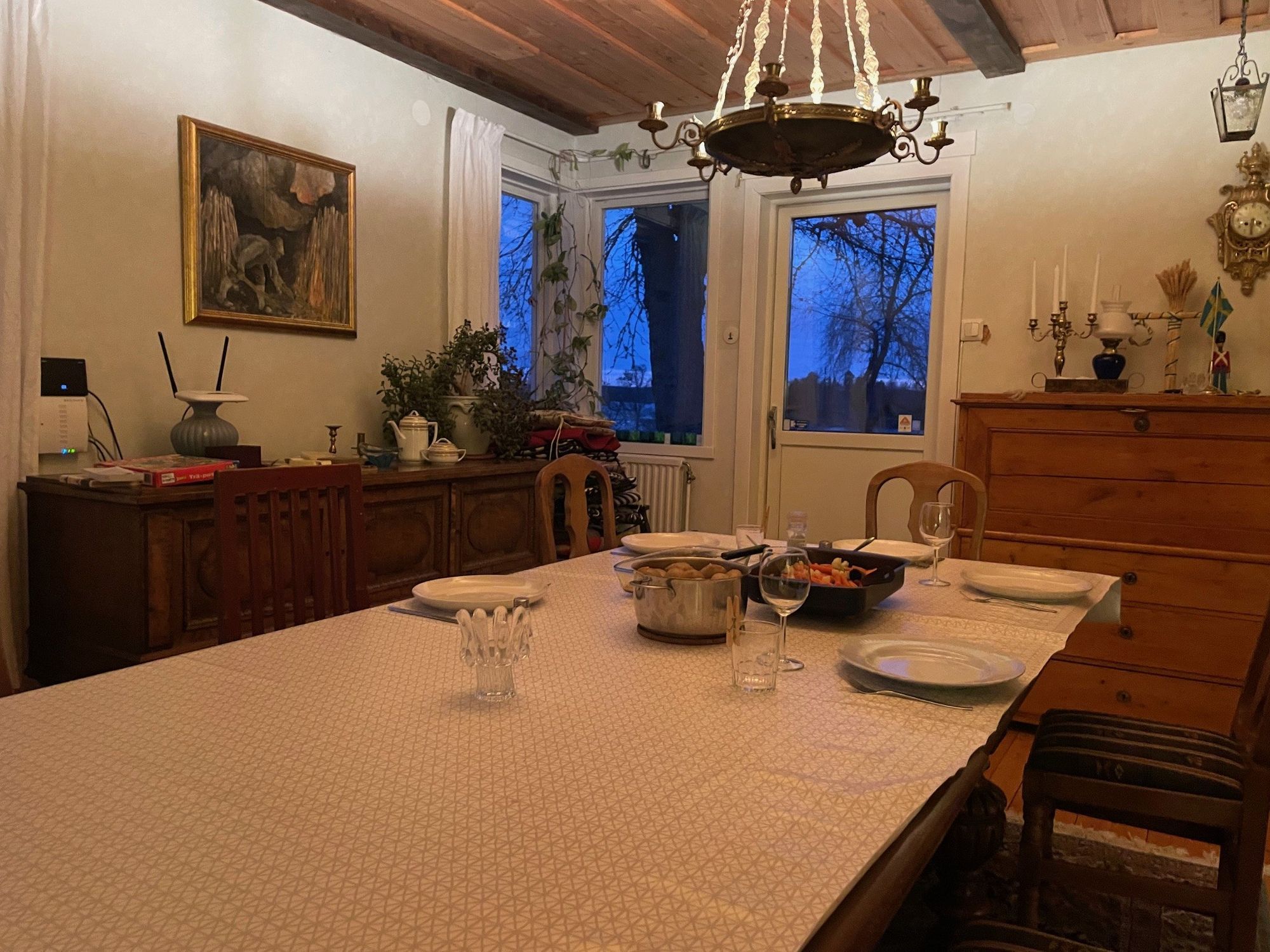 Gård vid sjö med egen bad & båtplats – bild 9 av 24