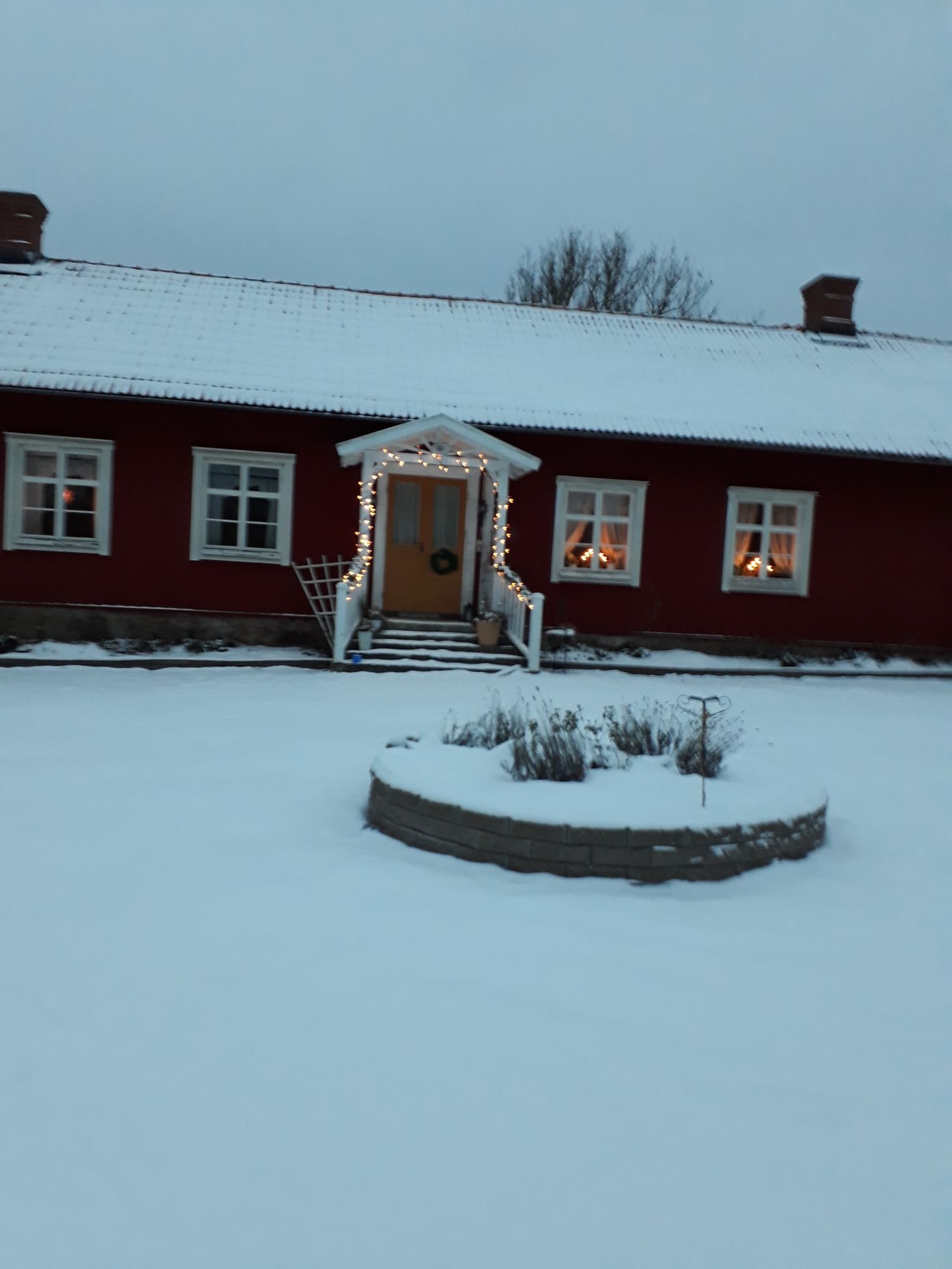 Bo på lantgård nära sommarland o trandansen – bild 3 av 23