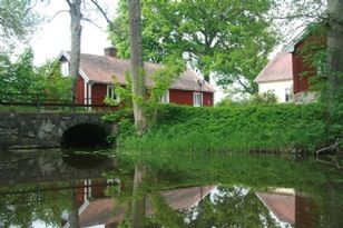 Rural dwelling beautifully located on horse farm