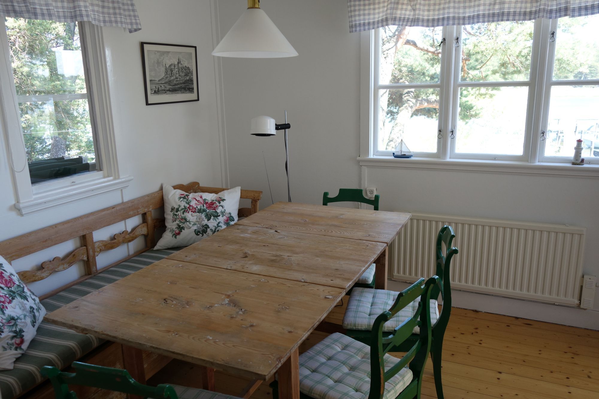Stuga med Vänerns skärgård som granne – bild 21 av 24