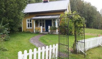 Fritidshus nära skog och sjön