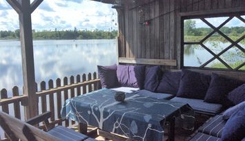 Sjöfållan - Rymligt semester paradis vid sjö