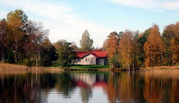Stuga med bastu/grillplats/Weekend