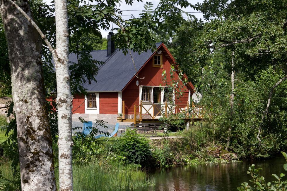 Boka stuga, bad, båt, gratis sportfiske, husdjur.