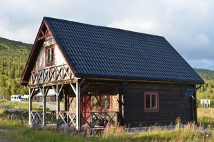 Rymlig stuga mitt i Kittelfjäll