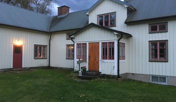 Ullared Ge-Kås 1 mil,vid sjö,fiske ingår, 8 bäddar