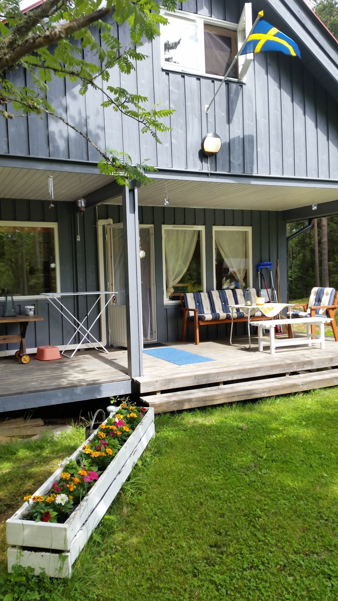 Herräng Dance camp i rofylld skog i Herräng – bild 2 av 24