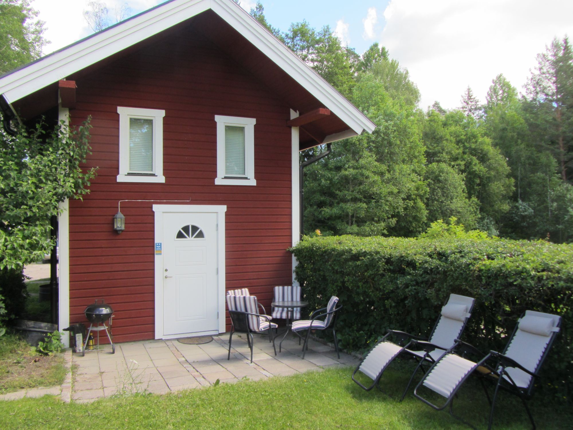 Stugor med pool och spabad, 1 timme från Stockholm – bild 12 av 24