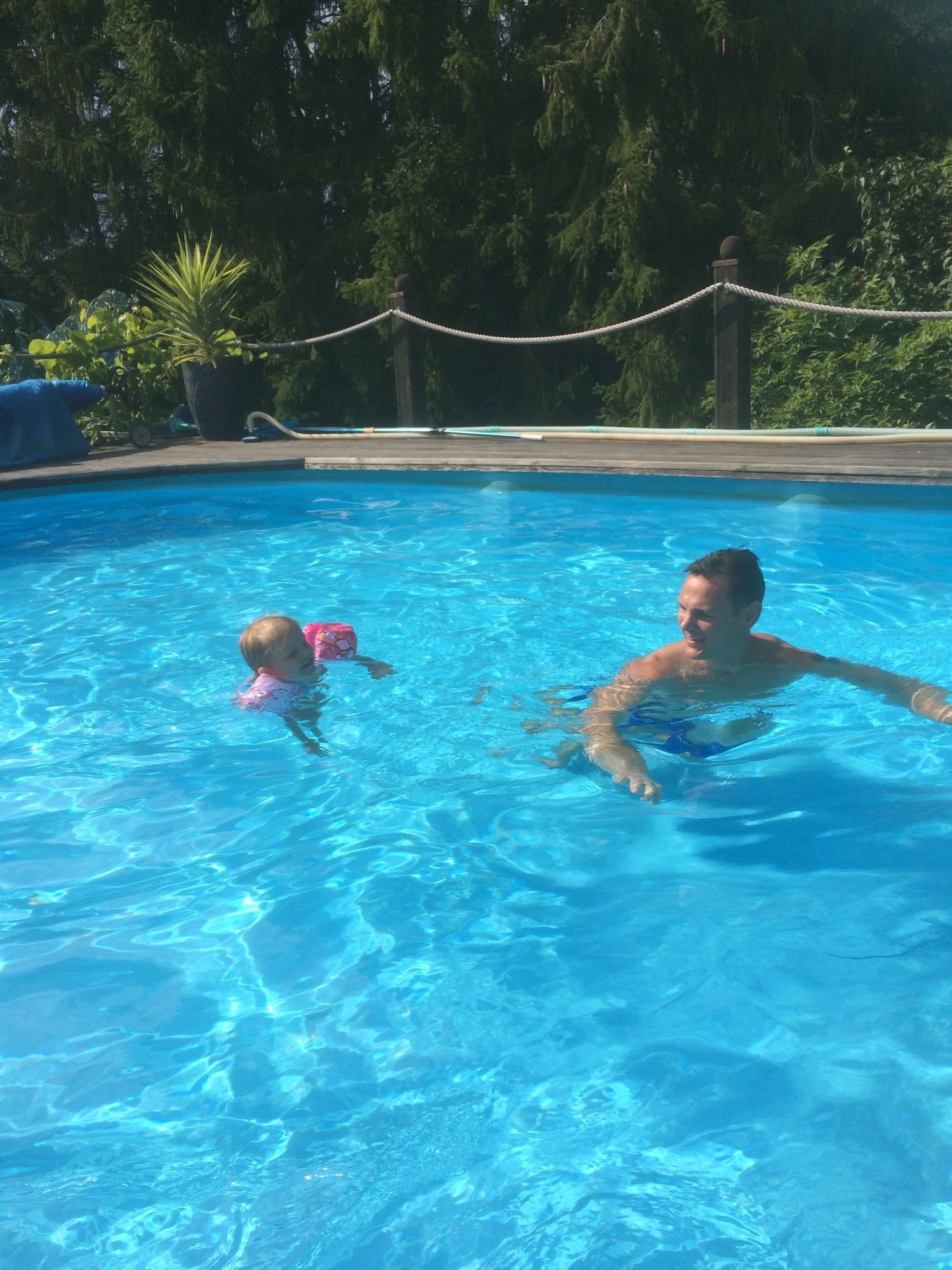 Stugor med pool och spabad, 1 timme från Stockholm – bild 24 av 24
