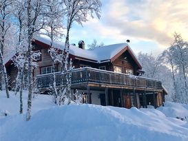 Bästa läget i Bruksvallarna, laddstolpe finns