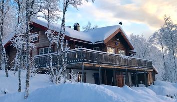 Bästa läget i Bruksvallarna, laddstolpe finns