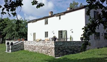 Tomase: 1700-tal kalkstenshus i Sundre, Gotland