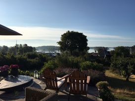 House with fantastic panoramic seaview