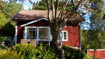 Reizendes kleines haus nahe zu Kolmardens tierpark