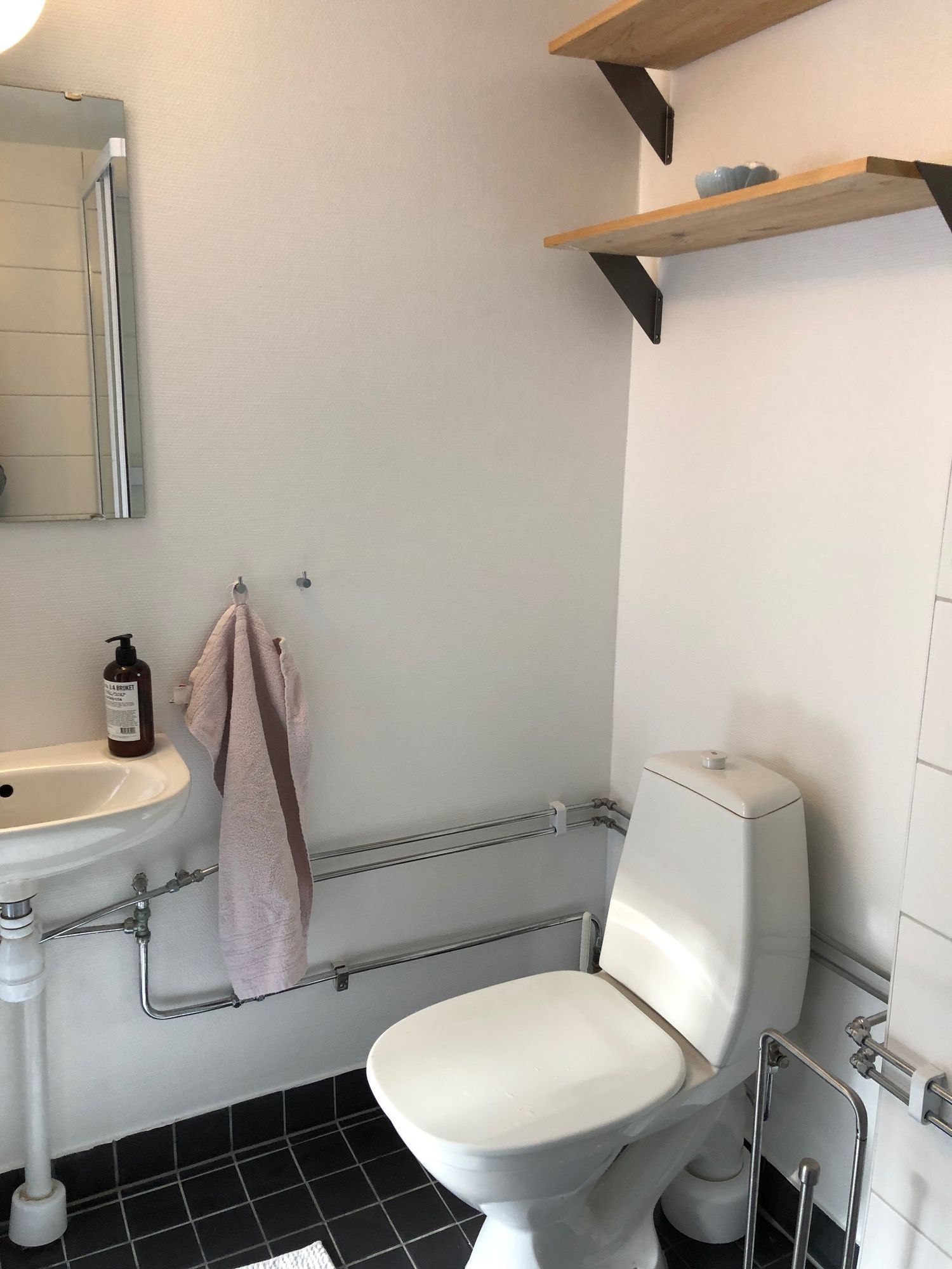 FALSTERBO annex m nytt badrum! – bild 7 av 18