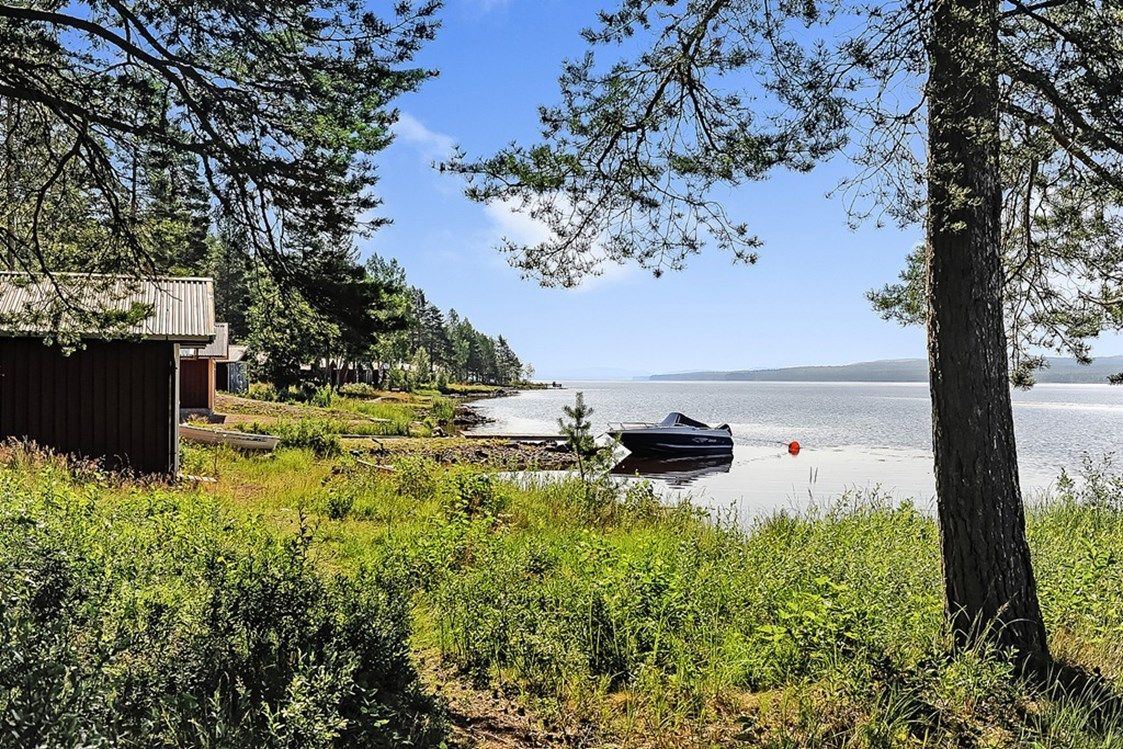 Stuga på Sollerön med nära till Gesundaberget – bild 18 av 24