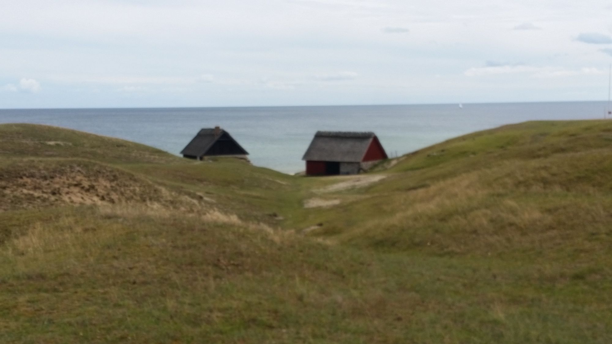 Gathus med havsutsikt centralt i Kivik – bild 21 av 21
