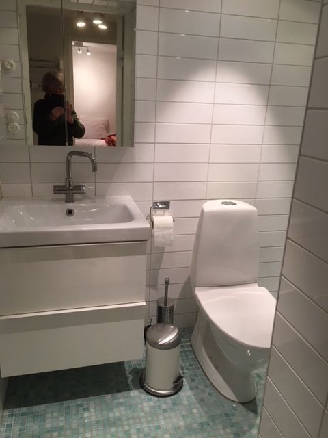 Gathus med havsutsikt centralt i Kivik – bild 9 av 21