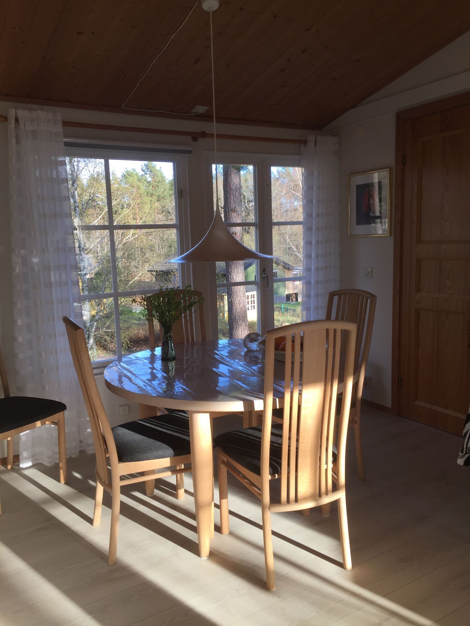 Stuga i Småland vid havet – bild 5 av 16