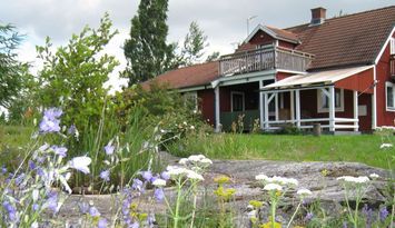 Lantligt hus i Småland, öppenspis, 4 sovrum Wi-Fi