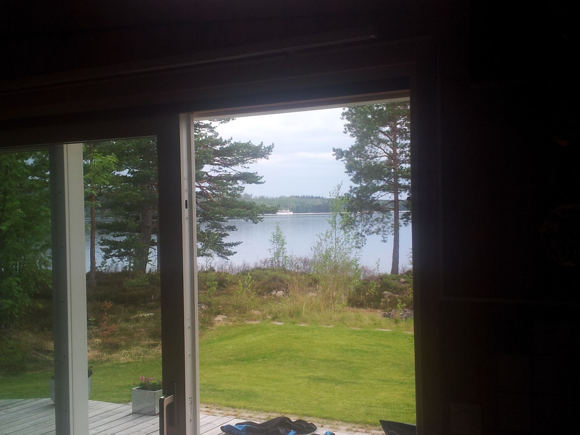 Idyll vid Vattnet (Karlsborg,Vättern,Göta Kanal) – bild 2 av 16