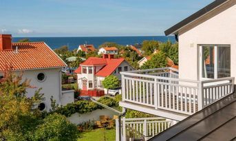 Villa i Visby med havsutsikt