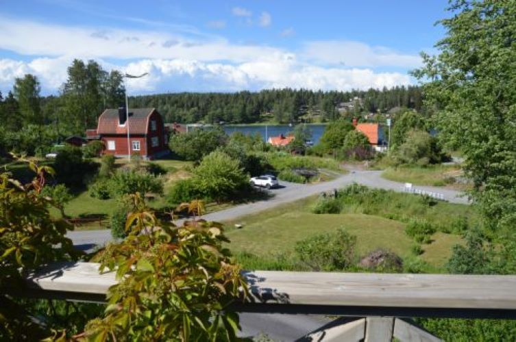 Lagnöström Ingarö. Havsutsikt, lantlig miljö – bild 3 av 24