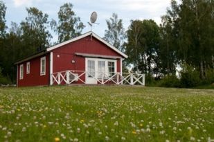 Lyckan 1 House by Lake Åsnen