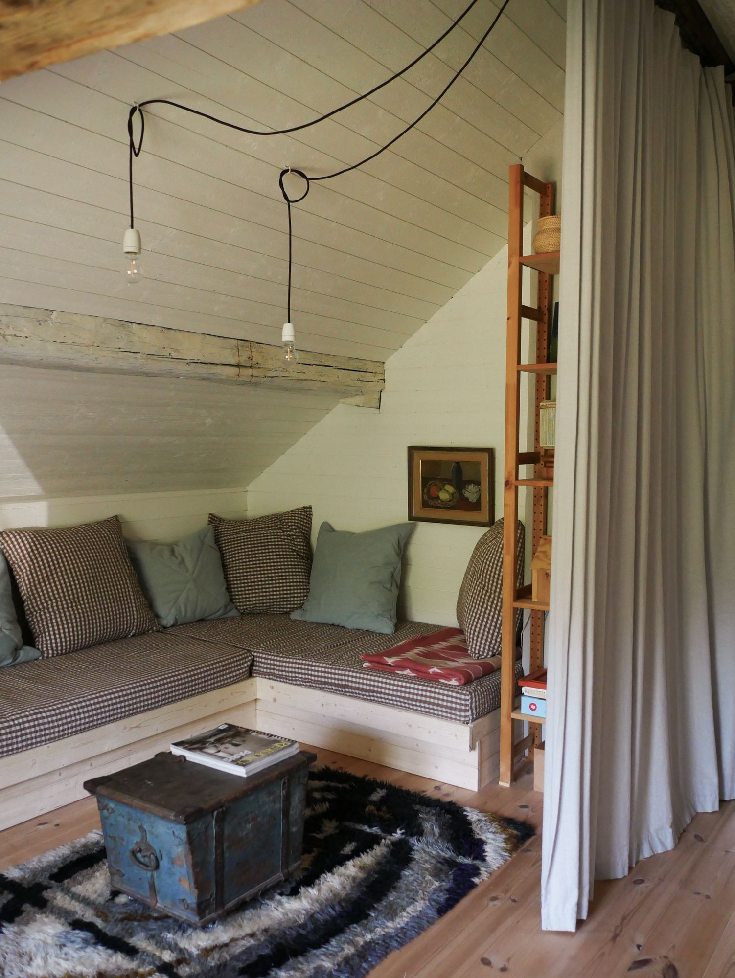 Två stugor i idyllen Orrnäs – bild 13 av 24