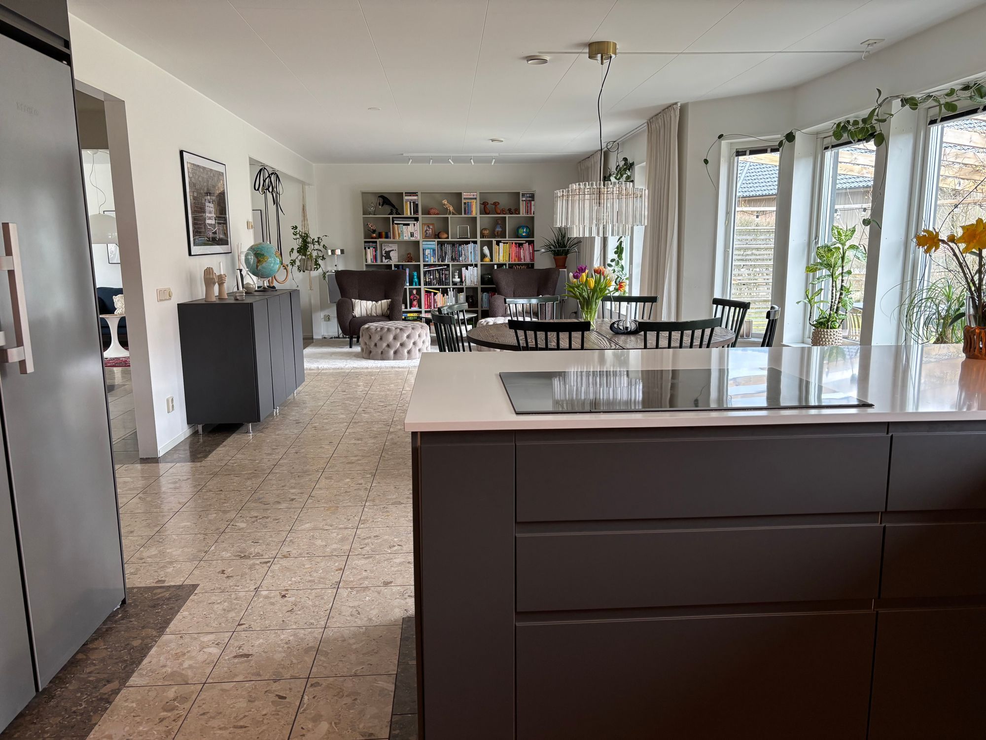 Hus nära skog och hav – bild 8 av 20