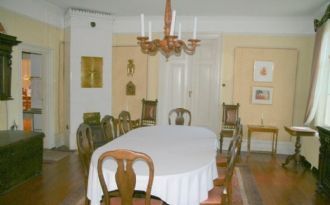 Unik herrgårdsbyggnad nära Söderköping