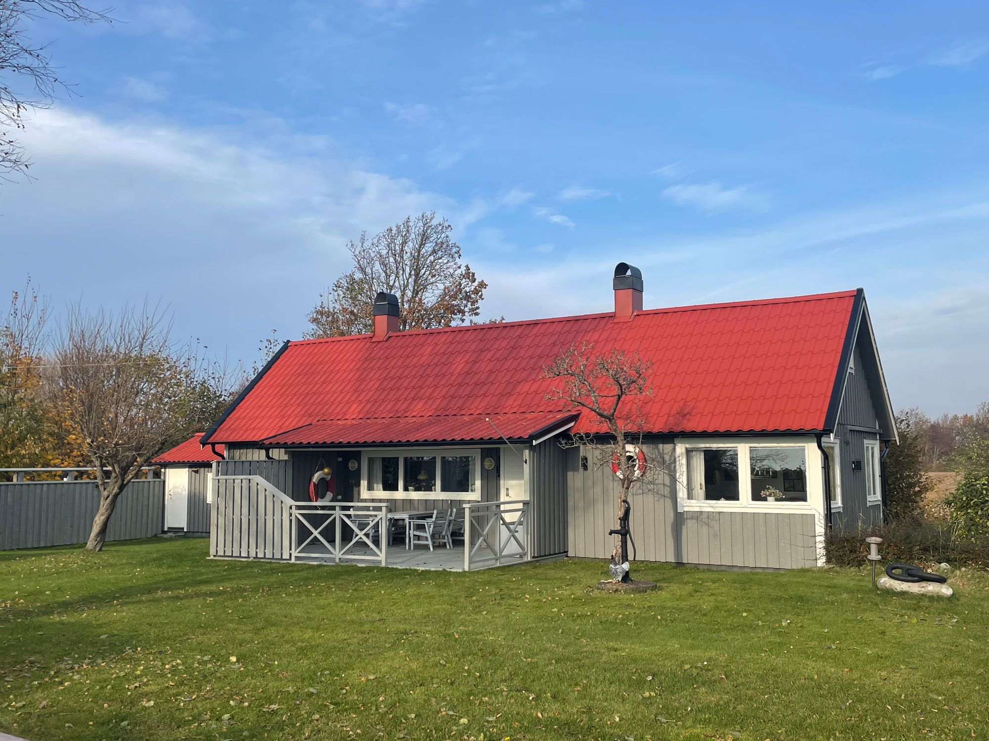 Stuga närmast havet och nära Torekov