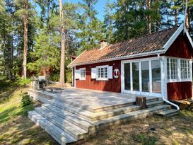 KURÖN – Your Own Private Summer Island