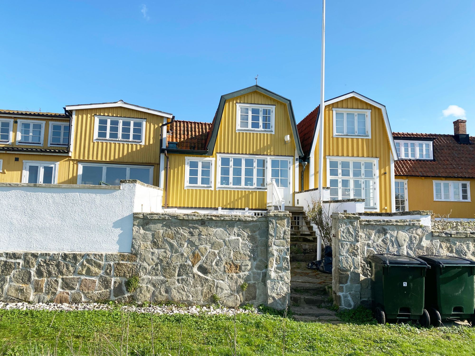 Gatuhus vid Torekovs hamn med havsutsikt | SE01043 – bild 22 av 22