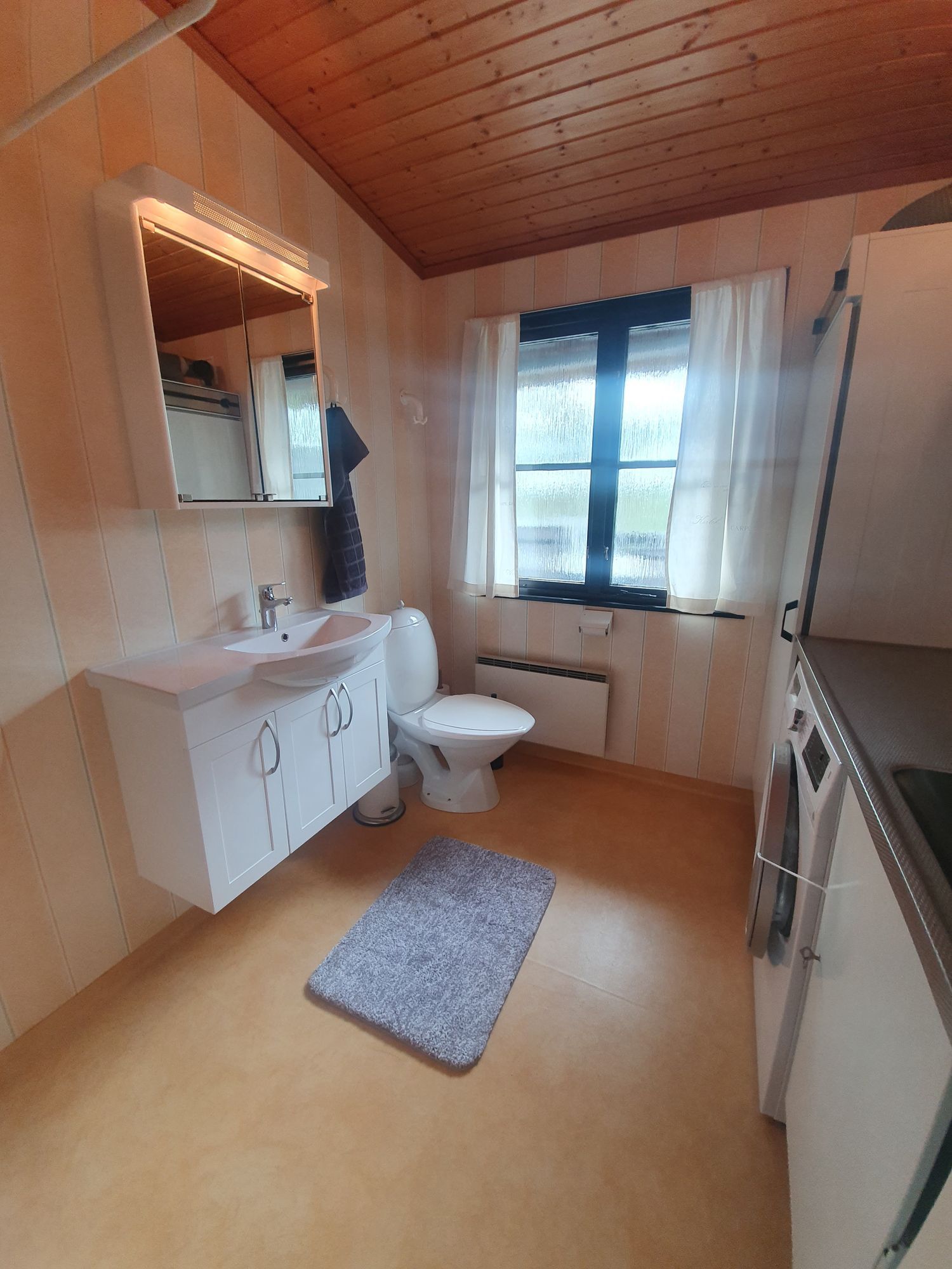 Sommarstuga i Sankt Anna skärgård – bild 22 av 24